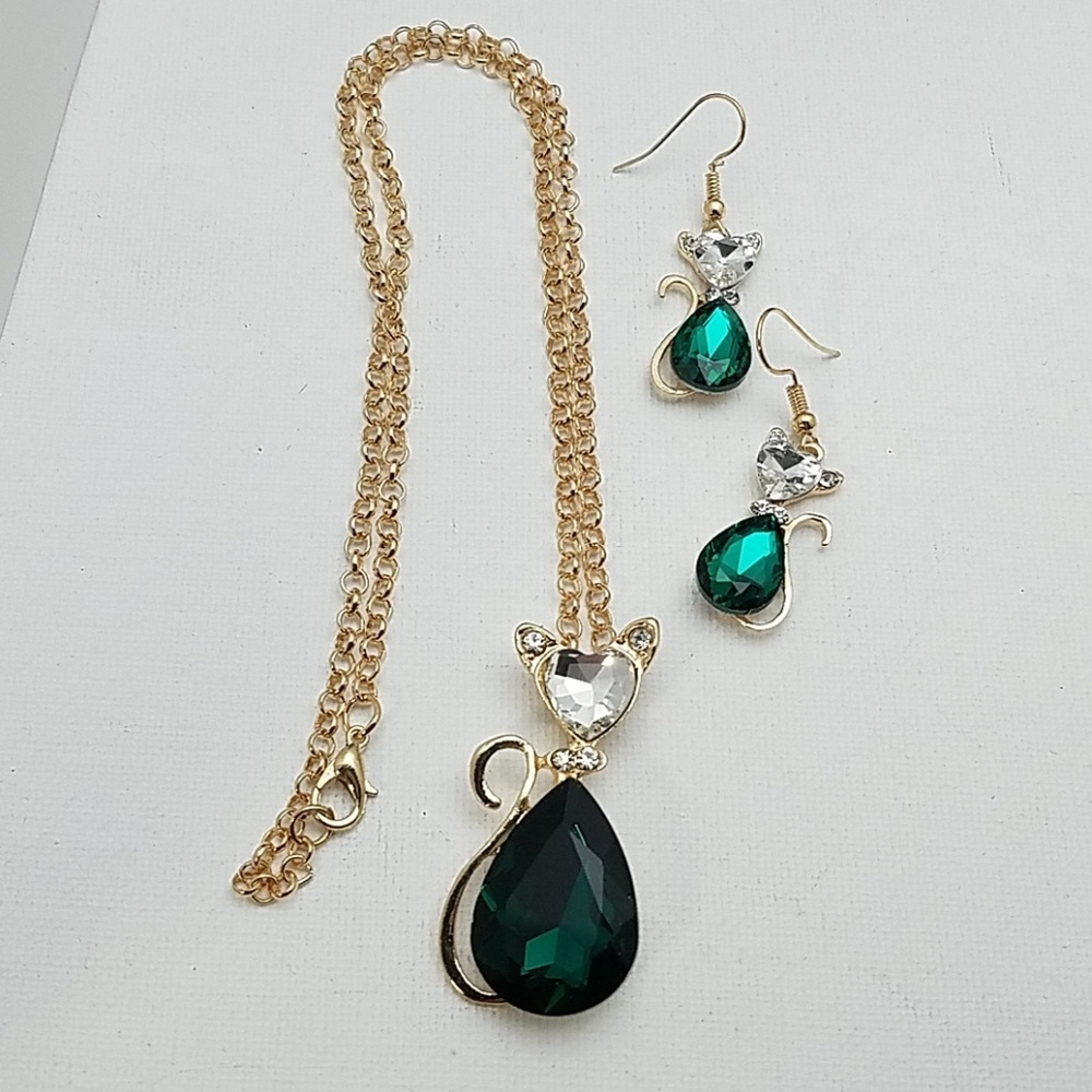 Kitty Cat Earring & Gold Tone 17" Necklace Set